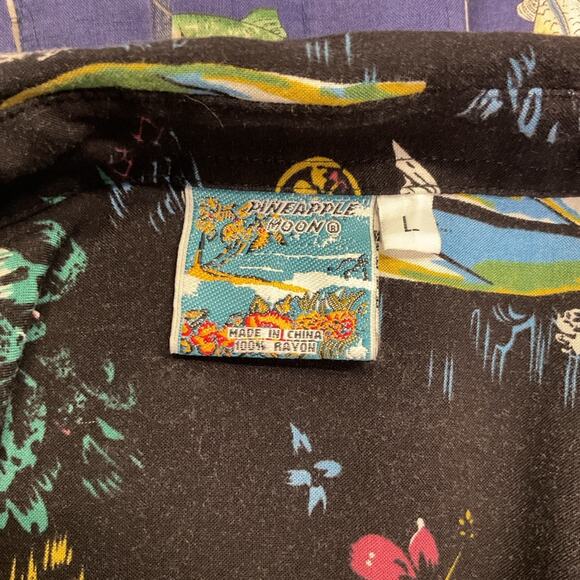 Vintage Pineapple Moon Button-Up Shirt - Picture 3 of 3